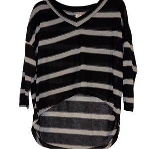 PrettyLittleThing Black and White Striped Short Sleeve Top